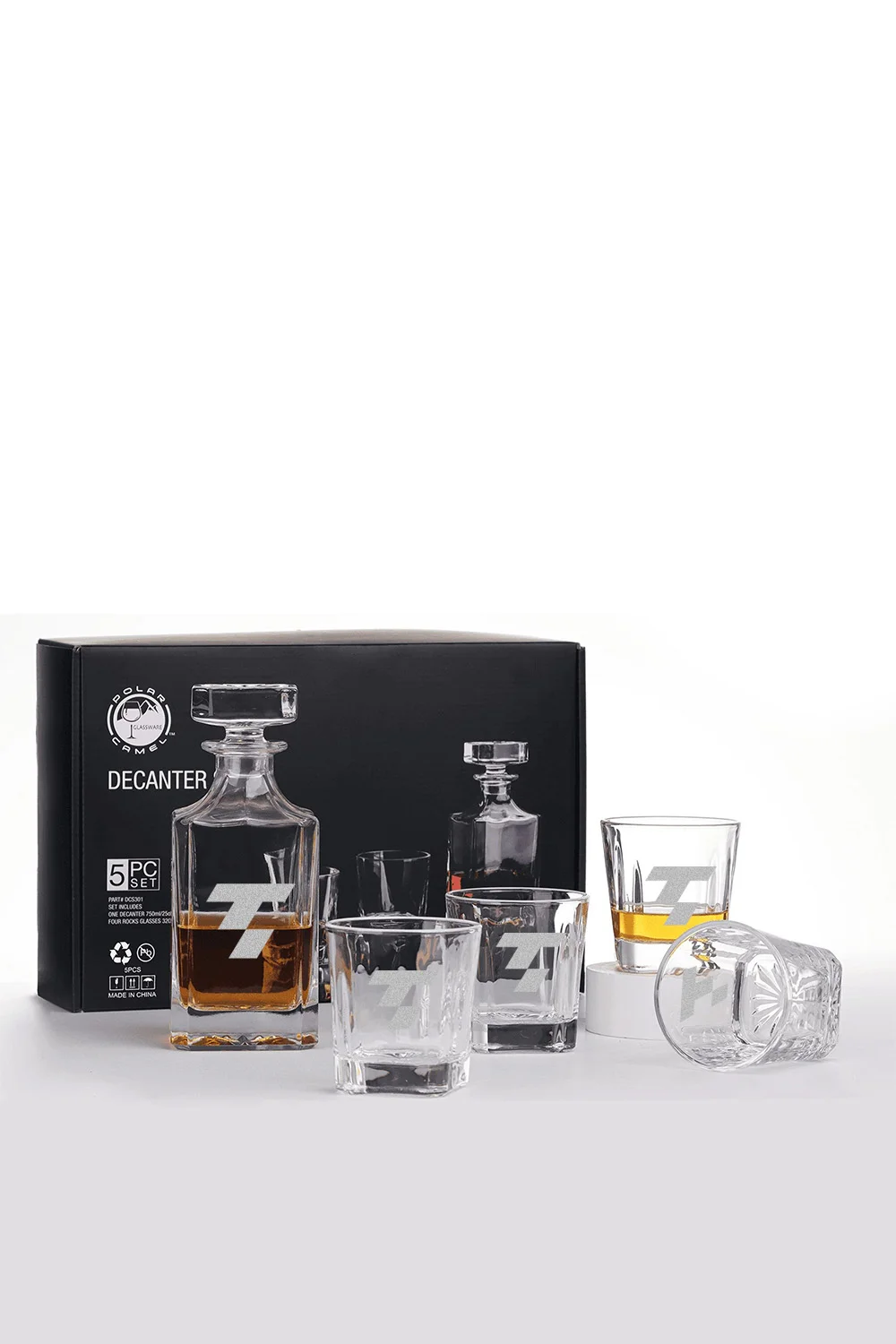 Alternative view of Decanter Set with Four 8oz Glasses
